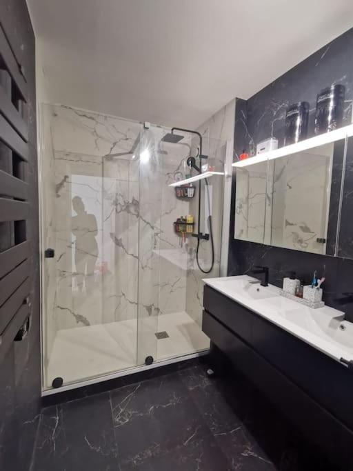 Le Parmelan - Grand Appartement Familial Avec Vue Sur La Montagne Annecy Ngoại thất bức ảnh